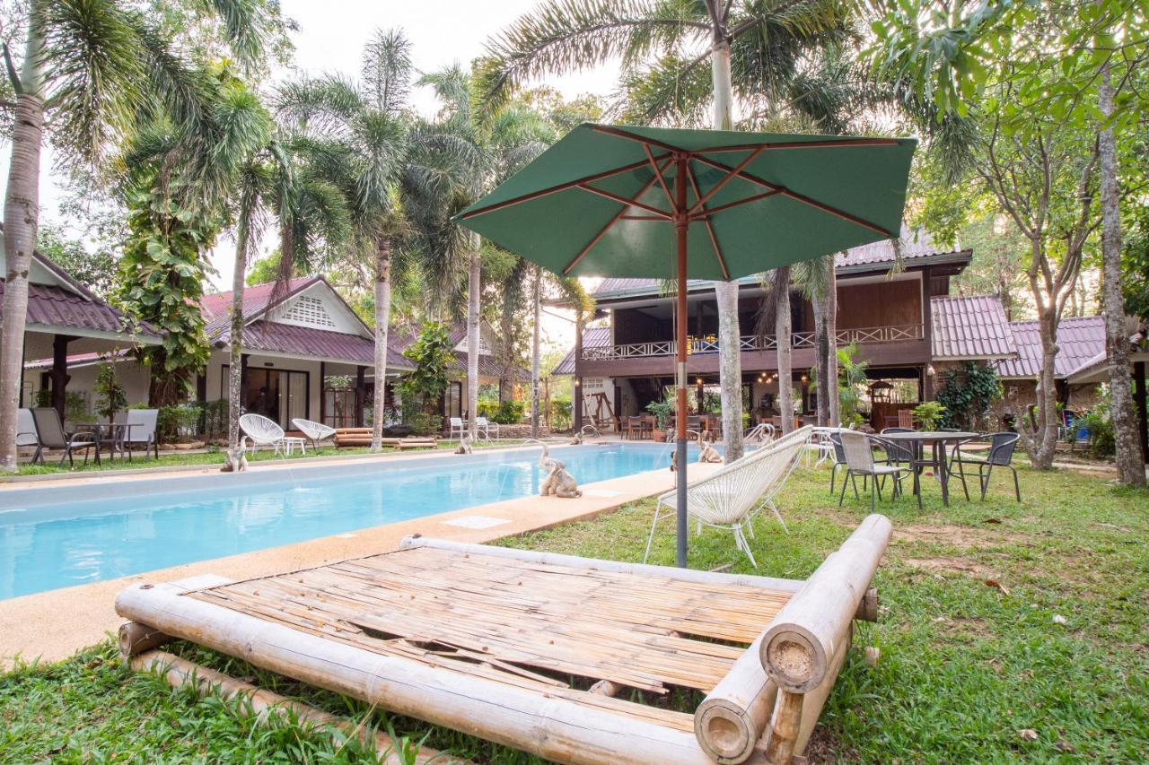 Capital O 834 Iyara Resort & Spa Ко Чанг Экстерьер фото